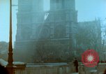 Immagine di La cattedrale di Notre Dame Parigi Francia, 1945, secondo 6 filmato di repertorio 65675020420