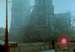 Immagine di La cattedrale di Notre Dame Parigi Francia, 1945, secondo 10 filmato di repertorio 65675020420