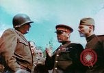 Image russe et nous des généraux Torgau Allemagne, 1945, de la seconde 5 séquences d'archives historiques vidéo 65675020423