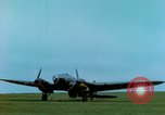 Standbild Heinkel He-111 und C-47 Flugzeuge Deutschland, 1945, aus Sekunde 14 historischem Filmmaterial Videoclip 65675020425