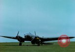 Standbild Heinkel He-111 und C-47 Flugzeuge Deutschland, 1945, aus Sekunde 20 historischem Filmmaterial Videoclip 65675020425