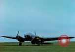 Standbild Heinkel He-111 und C-47 Flugzeuge Deutschland, 1945, aus Sekunde 21 historischem Filmmaterial Videoclip 65675020425