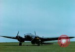 Standbild Heinkel He-111 und C-47 Flugzeuge Deutschland, 1945, aus Sekunde 28 historischem Filmmaterial Videoclip 65675020425