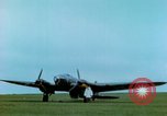 Standbild Heinkel He-111 und C-47 Flugzeuge Deutschland, 1945, aus Sekunde 38 historischem Filmmaterial Videoclip 65675020425