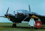 Standbild Heinkel He-111 und C-47 Flugzeuge Deutschland, 1945, aus Sekunde 61 historischem Filmmaterial Videoclip 65675020425