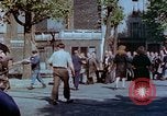 Standbild VE Day Celebrations Paris Frankreich, 1945, aus Sekunde 7 historischem Filmmaterial Videoclip 65675020434