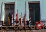 Standbild VE Day Celebrations Paris Frankreich, 1945, aus Sekunde 25 historischem Filmmaterial Videoclip 65675020434