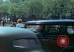 Standbild VE Day Celebrations Paris Frankreich, 1945, aus Sekunde 58 historischem Filmmaterial Videoclip 65675020434