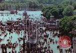 Standbild VE Day Feier Paris Frankreich, 1945, aus Sekunde 3 historischem Filmmaterial Videoclip 65675020435