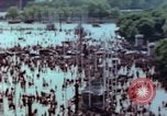 Standbild VE Day Feier Paris Frankreich, 1945, aus Sekunde 8 historischem Filmmaterial Videoclip 65675020435