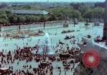 Standbild VE Day Feier Paris Frankreich, 1945, aus Sekunde 21 historischem Filmmaterial Videoclip 65675020435