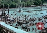 Standbild VE Day Feier Paris Frankreich, 1945, aus Sekunde 42 historischem Filmmaterial Videoclip 65675020435