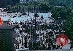 Standbild VE Day Feier Paris Frankreich, 1945, aus Sekunde 60 historischem Filmmaterial Videoclip 65675020435