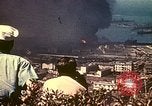 Standbild Bombardierung alliierter Schiffe im Hafen von Tunis Tunis Tunesien Tunis Port, 1943, aus Sekunde 9 historischem Filmmaterial Videoclip 65675020443