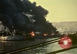 Standbild Bombardierung alliierter Schiffe im Hafen von Tunis Tunis Tunesien Tunis Port, 1943, aus Sekunde 18 historischem Filmmaterial Videoclip 65675020443