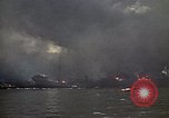 Standbild Bombardierung alliierter Schiffe im Hafen von Tunis Tunis Tunesien Tunis Port, 1943, aus Sekunde 21 historischem Filmmaterial Videoclip 65675020443
