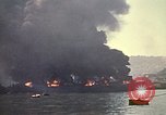 Standbild Bombardierung alliierter Schiffe im Hafen von Tunis Tunis Tunesien Tunis Port, 1943, aus Sekunde 28 historischem Filmmaterial Videoclip 65675020443