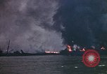Standbild Bombardierung alliierter Schiffe im Hafen von Tunis Tunis Tunesien Tunis Port, 1943, aus Sekunde 35 historischem Filmmaterial Videoclip 65675020443