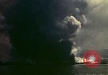 Standbild Bombardierung alliierter Schiffe im Hafen von Tunis Tunis Tunesien Tunis Port, 1943, aus Sekunde 53 historischem Filmmaterial Videoclip 65675020443