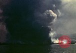 Standbild Bombardierung alliierter Schiffe im Hafen von Tunis Tunis Tunesien Tunis Port, 1943, aus Sekunde 54 historischem Filmmaterial Videoclip 65675020443