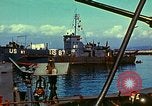 Immagine di Grandi landing craft fanteria Inghilterra, 1944, secondo 53 filmato di repertorio 65675020451