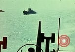 Immagine di Grandi dimensioni NEGLI STATI UNITI Landing Craft Fanteria Inghilterra, 1944, secondo 5 filmato di repertorio 65675020452
