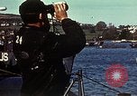 Immagine di US landing craft riuniti in una baia Inghilterra, 1944, secondo 16 filmato di repertorio 65675020453