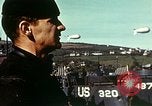 Immagine di US landing craft riuniti in una baia Inghilterra, 1944, secondo 33 filmato di repertorio 65675020453