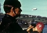 Immagine di US landing craft riuniti in una baia Inghilterra, 1944, secondo 37 filmato di repertorio 65675020453