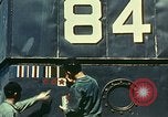 Immagine di Diversi Landing Craft Infantry preparando per sbarco in Normandia Inghilterra, 1944, secondo 6 filmato di repertorio 65675020454