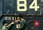 Immagine di Diversi Landing Craft Infantry preparando per sbarco in Normandia Inghilterra, 1944, secondo 21 filmato di repertorio 65675020454