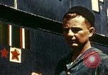 Immagine di Diversi Landing Craft Infantry preparando per sbarco in Normandia Inghilterra, 1944, secondo 44 filmato di repertorio 65675020454