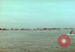 Standbild amphibischen Ausbildung Pacific Theater, 1944, aus Sekunde 57 historischem Filmmaterial Videoclip 65675020456