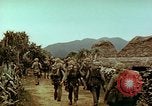 Standbild amphibischen Ausbildung Pacific Theater, 1944, aus Sekunde 62 historischem Filmmaterial Videoclip 65675020456