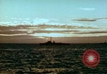 Standbild Amphibious task force Pacific Theater, 1944, aus Sekunde 23 historischem Filmmaterial Videoclip 65675020458