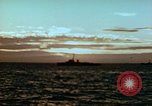 Standbild Amphibious task force Pacific Theater, 1944, aus Sekunde 25 historischem Filmmaterial Videoclip 65675020458