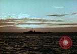 Standbild Amphibious task force Pacific Theater, 1944, aus Sekunde 32 historischem Filmmaterial Videoclip 65675020458