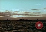 Standbild Amphibious task force Pacific Theater, 1944, aus Sekunde 40 historischem Filmmaterial Videoclip 65675020458