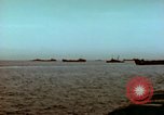 Standbild Amphibious task force Pacific Theater, 1944, aus Sekunde 57 historischem Filmmaterial Videoclip 65675020458