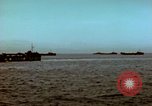Standbild Amphibious task force Pacific Theater, 1944, aus Sekunde 62 historischem Filmmaterial Videoclip 65675020458