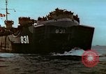 Image Landing Ship Tank Îles Mariannes du Nord, 1945, de la seconde 30 séquences d'archives historiques vidéo 65675020460
