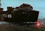 Image Landing Ship Tank Îles Mariannes du Nord, 1945, de la seconde 31 séquences d'archives historiques vidéo 65675020460