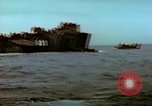 Image Landing Ship Tank Îles Mariannes du Nord, 1945, de la seconde 44 séquences d'archives historiques vidéo 65675020460