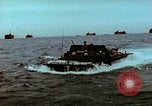 Image Landing Ship Tank Îles Mariannes du Nord, 1945, de la seconde 54 séquences d'archives historiques vidéo 65675020460