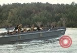 Standbild amphibischen Übungen in Chesapeake Bay Während Zweiten Weltkrieg United States USA, 1943, aus Sekunde 21 historischem Filmmaterial Videoclip 65675020463