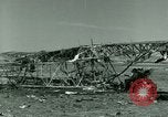 Standbild Wrack der Deutschen Messerschmitt Me 323 Gigant Flugzeug in Tunis Tunis Tunesien, 1943, aus Sekunde 59 historischem Filmmaterial Videoclip 65675020477