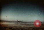 Standbild B-17-Bomber Pueblo Army Air Field Colorado USA, 1943, aus Sekunde 17 historischem Filmmaterial Videoclip 65675020484