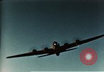 Standbild B-17-Bomber Pueblo Army Air Field Colorado USA, 1943, aus Sekunde 27 historischem Filmmaterial Videoclip 65675020484