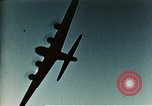 Standbild B-17-Bomber Pueblo Army Air Field Colorado USA, 1943, aus Sekunde 30 historischem Filmmaterial Videoclip 65675020484