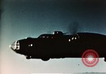 Standbild B-17-Bomber Pueblo Army Air Field Colorado USA, 1943, aus Sekunde 47 historischem Filmmaterial Videoclip 65675020484